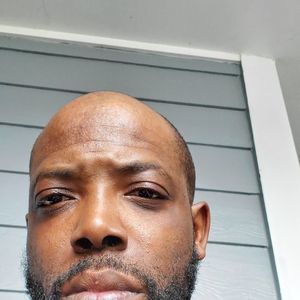 Meet your Posher, Victor